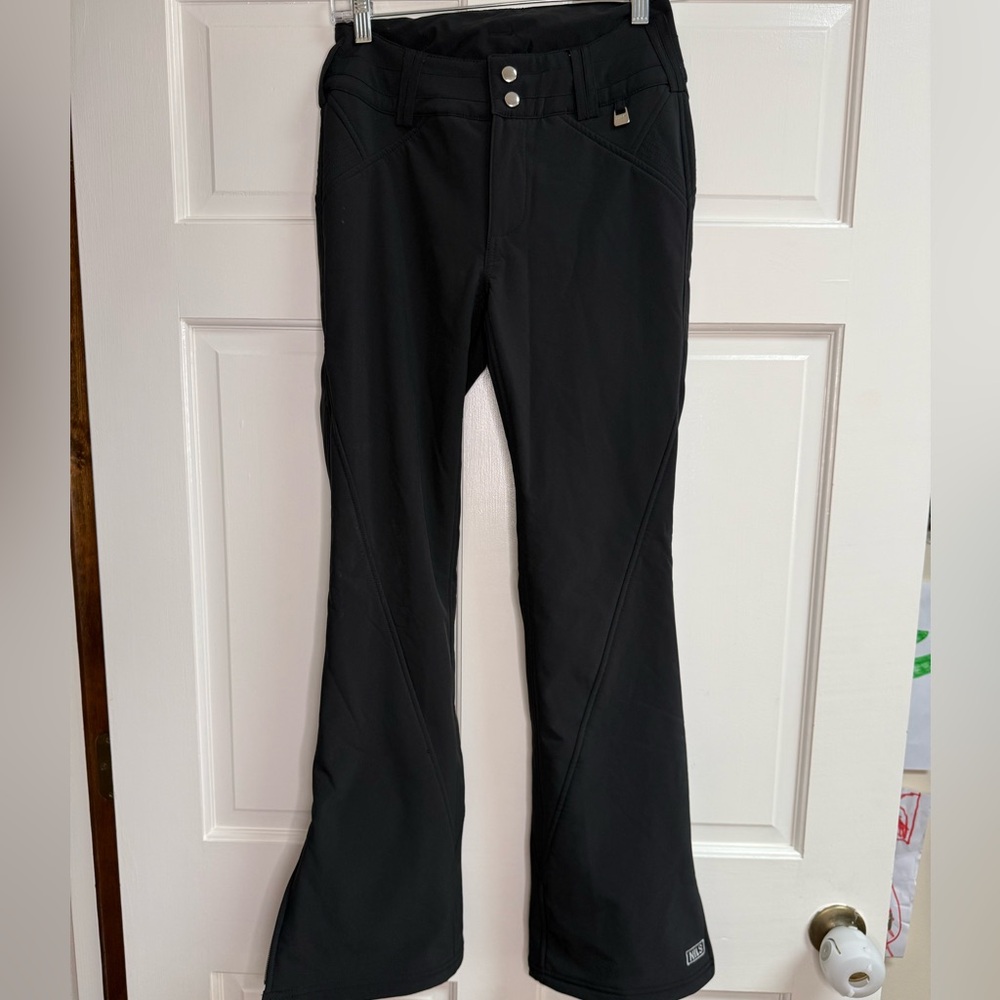 NILS Elegant Black Ski Pants